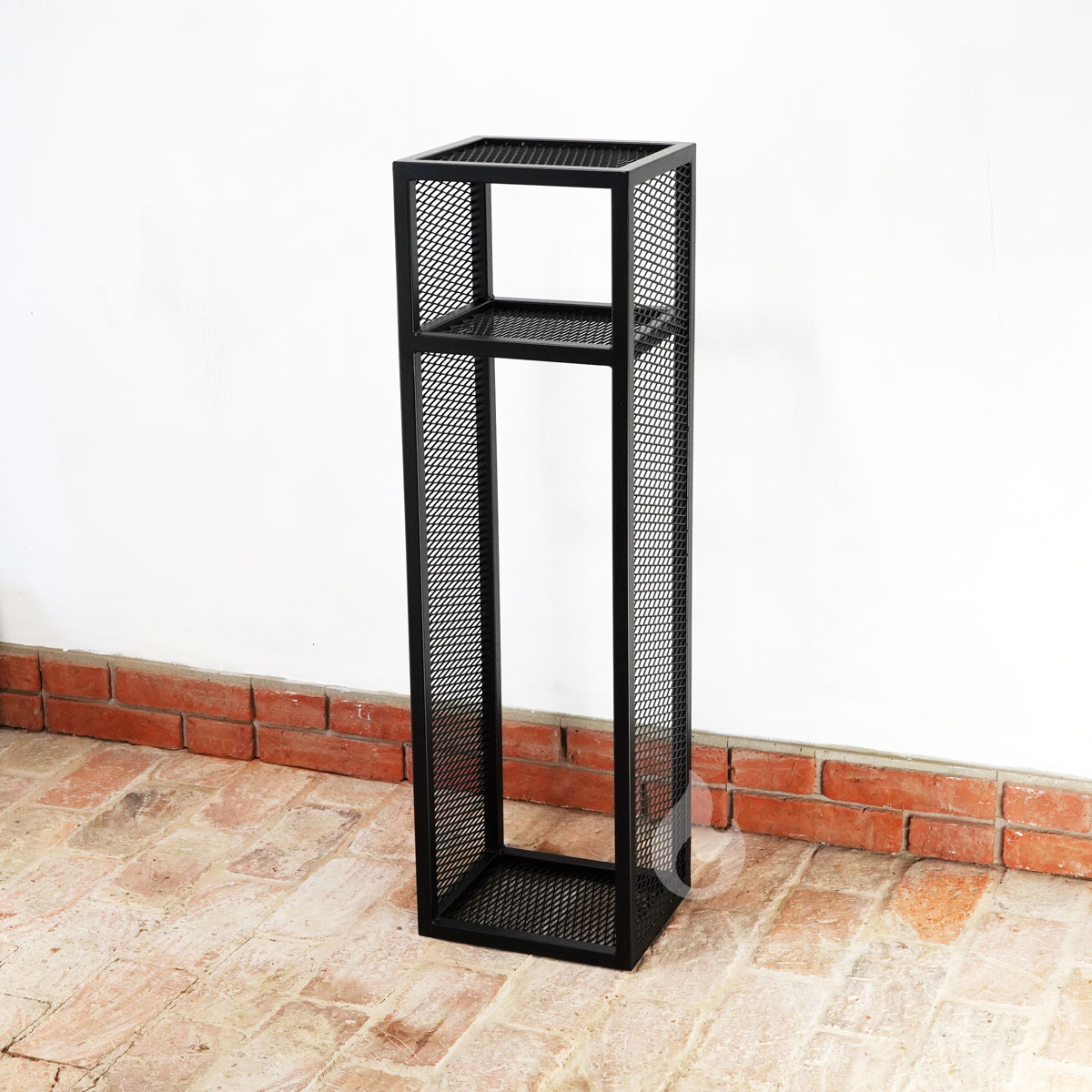 Braver kovový stojan, dřevník na dřevo ke krbu 35x30x120cm Perfo 2WIN-Tower, tahokov, s přepážkou