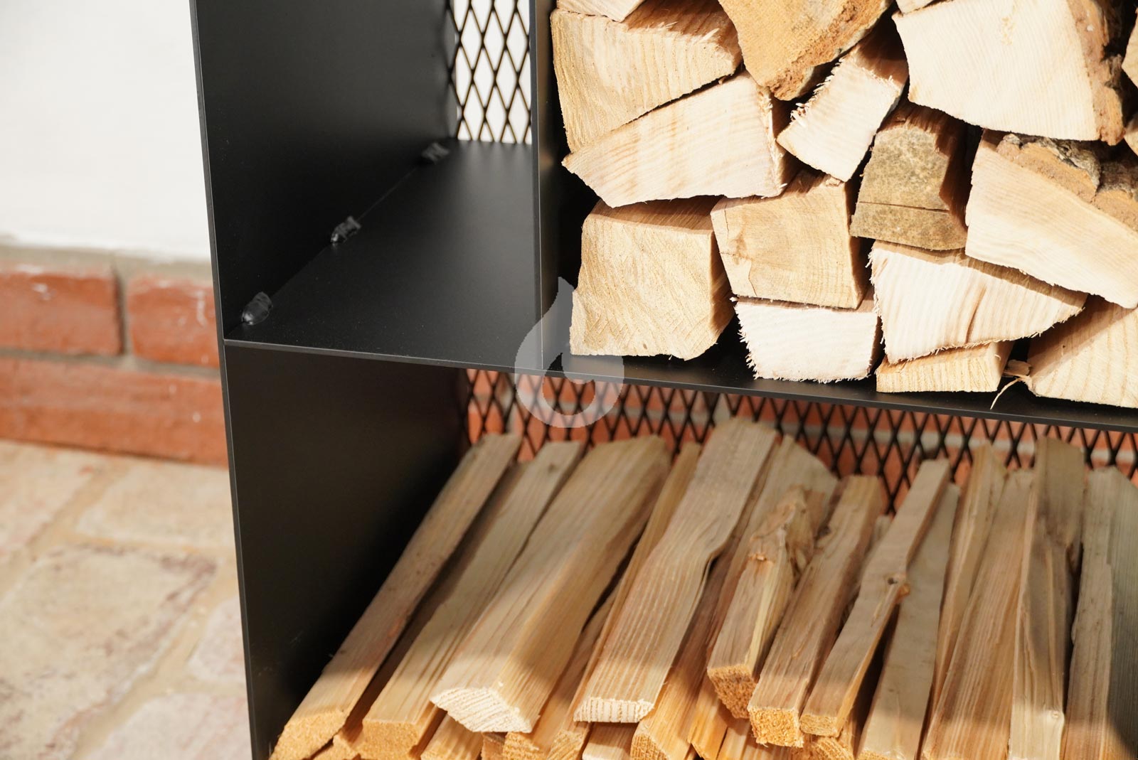 BRAVER Stojan na dřevo ke krbu 3-WIN Library PRO 80x45x33cm, záda s tahokovem, černý