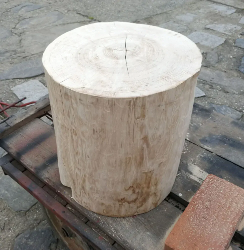 Braver pařezový stolek, špalek 40x45cm jasan 100% přírodní dřevo