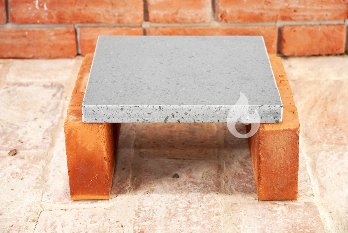 Braver Etna BBQ 30x30x3 cm grilovací kámen, lávový - šedý, velmi odolný