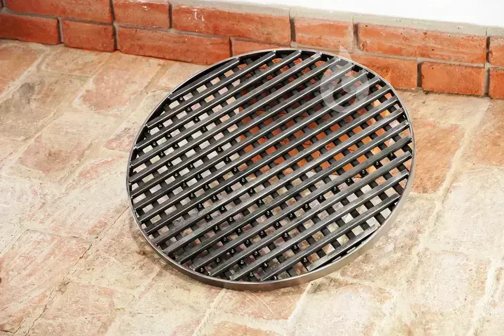 Braver Kruhový palivový rošt O-XCross 56 cm do zahradního krbu, mříž 12x12, lem 25 mm