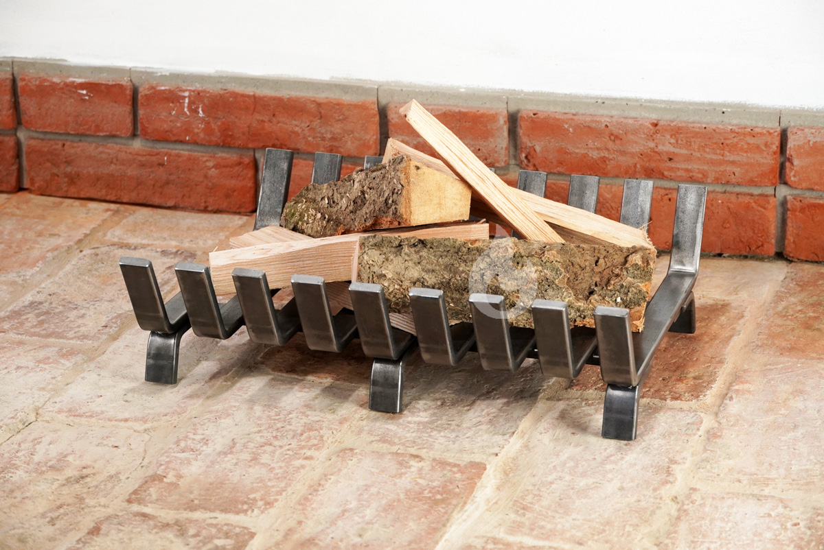 Železný rošt do topeniště krbu Braver 47x38 cm Solid 3010, ocelový 6 nožek, masivní