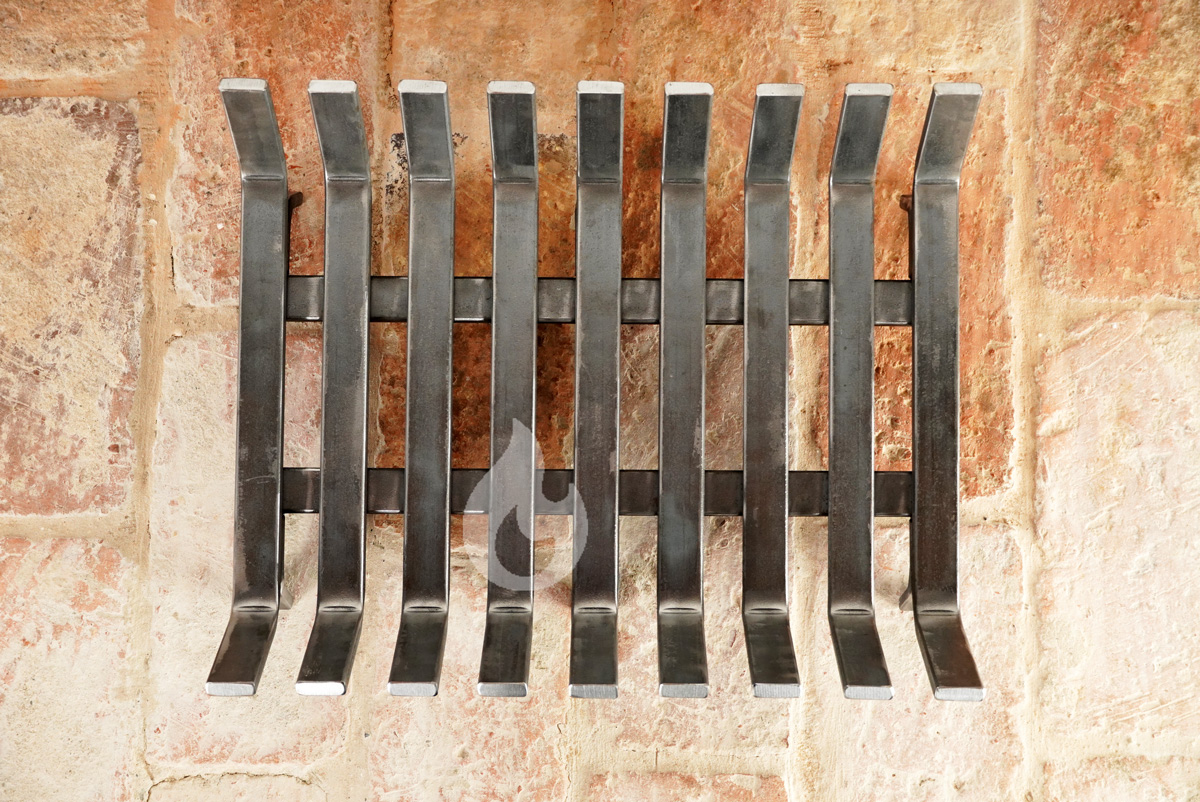 Železný rošt do topeniště krbu Braver 47x38 cm Solid 3010, ocelový 6 nožek, masivní
