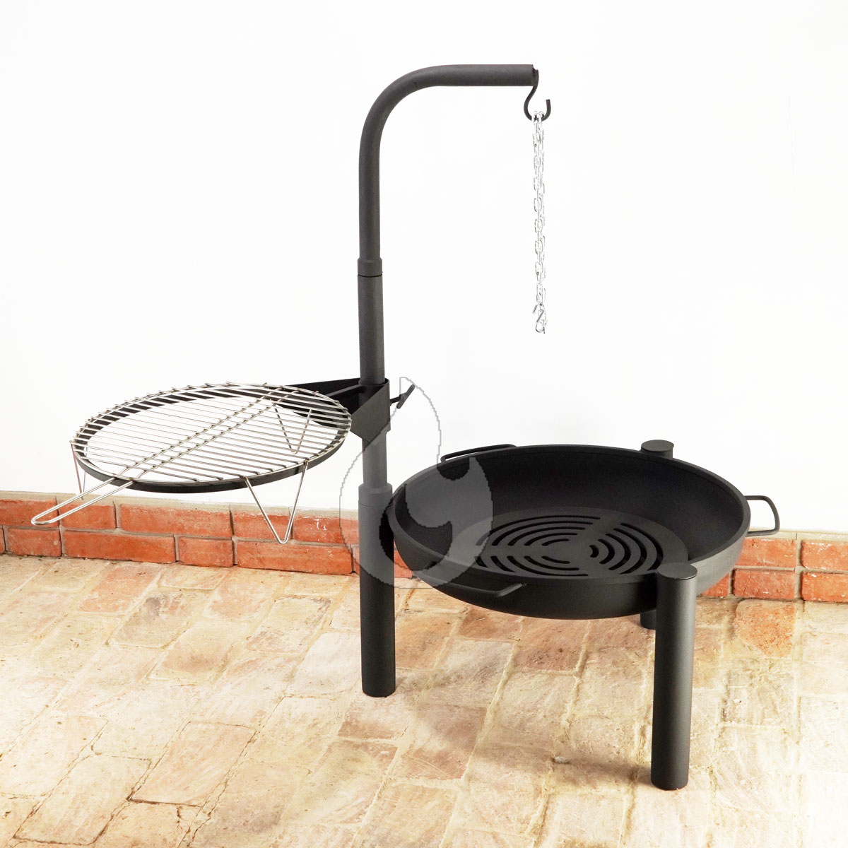 Braver Tripod 70 XL Komplet přenosné kovové ohniště + otočný grilovací rošt, držák kotlíku