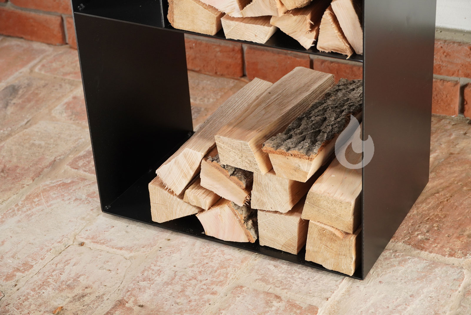 Detail uložení dřeva v boxech